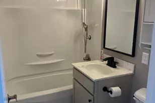 2211 Benjamin Ln, Bloomington, IL 61701 - Photo 33