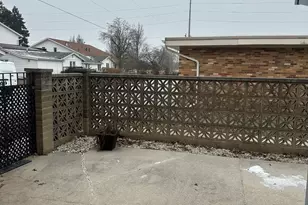 2211 Benjamin Ln, Bloomington, IL 61701 - Photo 43