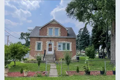 224 Spruce Avenue, Bensenville, IL 60106 - Photo 1