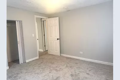 557 W Water Street, Waukegan, IL 60085 - Photo 17