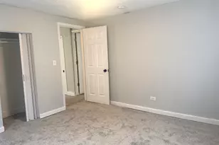 557 W Water St, Waukegan, IL 60085 - Photo 17