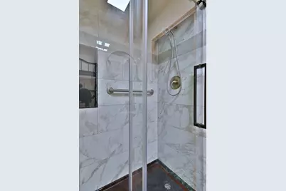 2125 N Kenneth Avenue, Chicago, IL 60639 - Photo 13