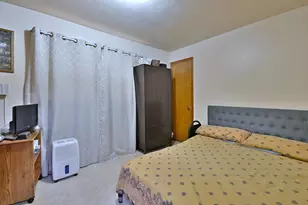 2125 N Kenneth Ave, Chicago, IL 60639 - Photo 15