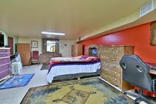 2125 N Kenneth Ave, Chicago, IL 60639 - Photo 19