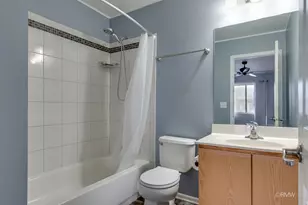 16556 Willow Walk Dr, Lockport, IL 60441 - Photo 17