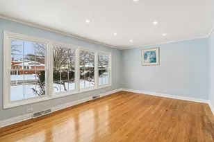 2931 Greenleaf Ave, Wilmette, IL 60091 - Photo 7