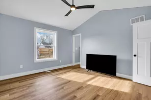 313 E Overton St, Tuscola, IL 61953 - Photo 19