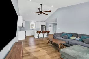 313 E Overton St, Tuscola, IL 61953 - Photo 13