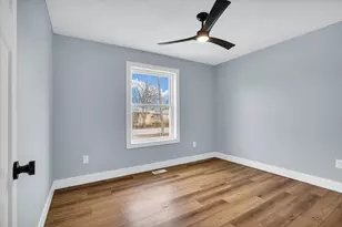 313 E Overton St, Tuscola, IL 61953 - Photo 21