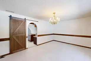 1756 W Ravina Park Rd, Decatur, IL 62526 - Photo 9