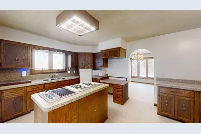 1756 W Ravina Park Road, Decatur, IL 62526 - Photo 15