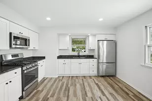 3312 E 170th St, Lansing, IL 60438 - Photo 7