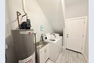 2815 W 25th Street, Chicago, IL 60623 - Photo 15