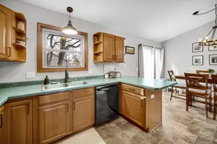 7515 Hickory Trail, Wonder Lake, IL 60097 - Photo 9