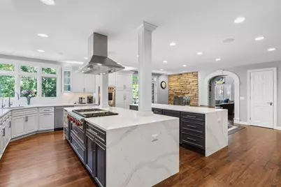 [Address not provided], Lake Forest, IL 60045 - Photo 17