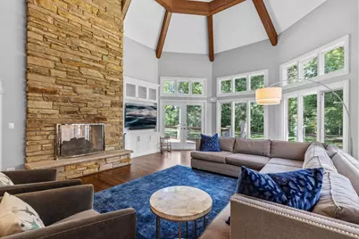 [Address not provided], Lake Forest, IL 60045 - Photo 13