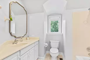 [Address not provided], Lake Forest, IL 60045 - Photo 33