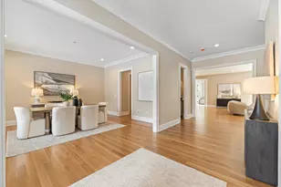 213 Northampton Ln, Lincolnshire, IL 60069 - Photo 3