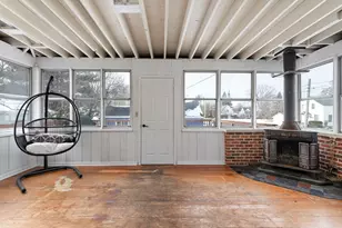 733 N 13th St, Dekalb, IL 60115 - Photo 21