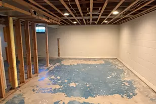 1124 E 1st Ave, Monmouth, IL 61462 - Photo 13