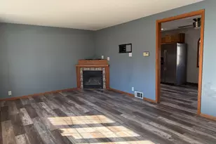 1124 E 1st Ave, Monmouth, IL 61462 - Photo 3