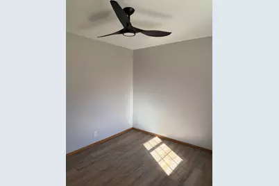 1124 E 1st Avenue, Monmouth, IL 61462 - Photo 11