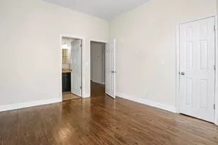 4542 S Indiana Ave, Chicago, IL 60653 - Photo 11