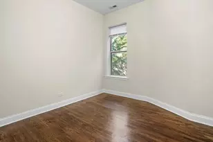 4542 S Indiana Ave, Chicago, IL 60653 - Photo 9