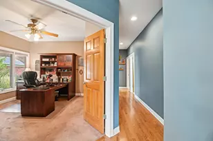 4N466 Mark Twain St, Saint Charles, IL 60175 - Photo 17