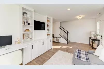 1030 Bogart Street, Des Plaines, IL 60018 - Photo 5