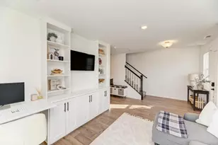 1030 Bogart St, Des Plaines, IL 60018 - Photo 5