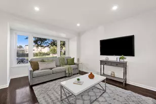 12309 S Loomis St, Calumet Park, IL 60827 - Photo 3