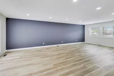 123 Kainer Avenue, Barrington, IL 60010 - Photo 7