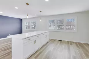 123 Kainer Ave, Barrington, IL 60010 - Photo 11