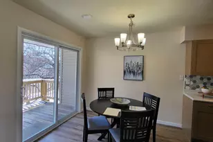 13 Marywood Ln, Bolingbrook, IL 60440 - Photo 5