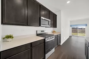 2930 Harnish Dr, Algonquin, IL 60102 - Photo 7