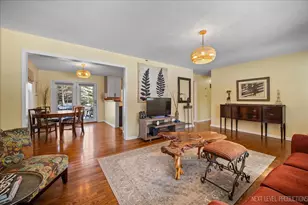 332 Evergreen Dr, Batavia, IL 60510 - Photo 7