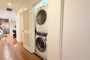 222 S Racine Ave, Chicago, IL 60607 - Photo 9