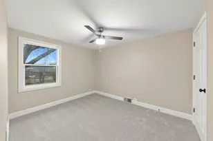 403 S Elizabeth St, Lombard, IL 60148 - Photo 15