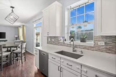 218 Middleton Court, Elgin, IL 60124 - Photo 11