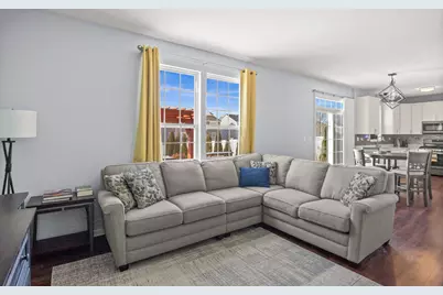 218 Middleton Court, Elgin, IL 60124 - Photo 13