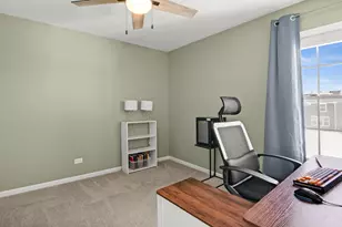 218 Middleton Ct, Elgin, IL 60124 - Photo 21