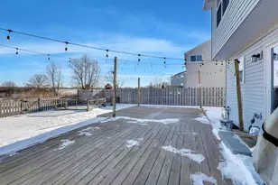 2764 Woodworth Ave, Woodstock, IL 60098 - Photo 21