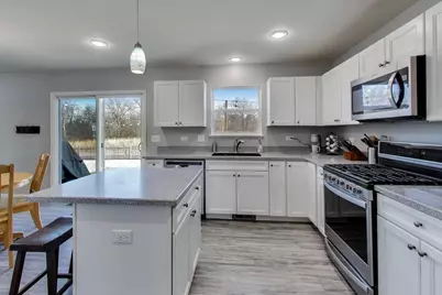 2764 Woodworth Avenue, Woodstock, IL 60098 - Photo 7