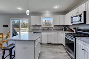 2764 Woodworth Ave, Woodstock, IL 60098 - Photo 7