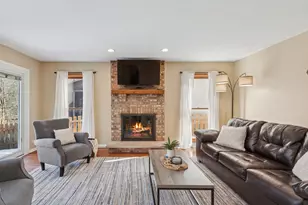 0N655 Courtney Ln, Winfield, IL 60190 - Photo 11