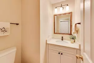 11144 Indian Woods Dr, Indian Head Park, IL 60525 - Photo 13