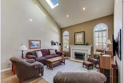 11144 Indian Woods Drive, Indian Head Park, IL 60525 - Photo 5