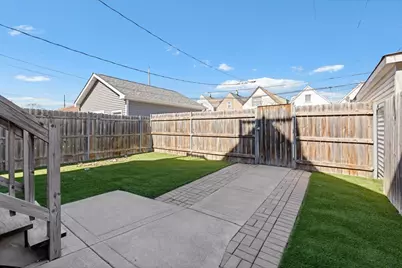 3432 W Melrose Street, Chicago, IL 60618 - Photo 39