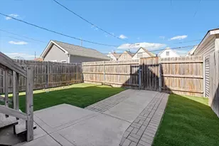 3432 W Melrose St, Chicago, IL 60618 - Photo 39